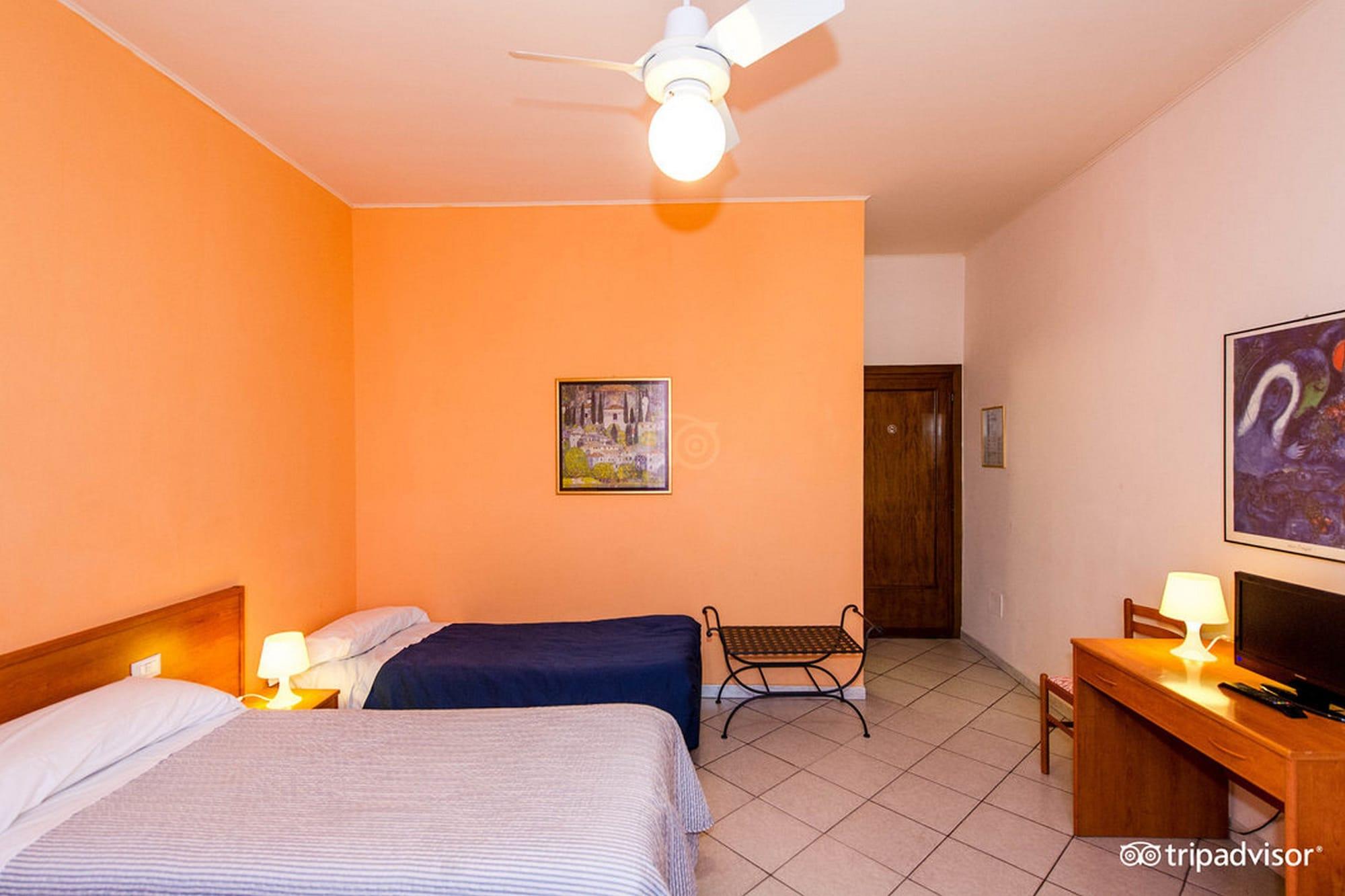 Hotel Leopolda Firenze Bagian luar foto