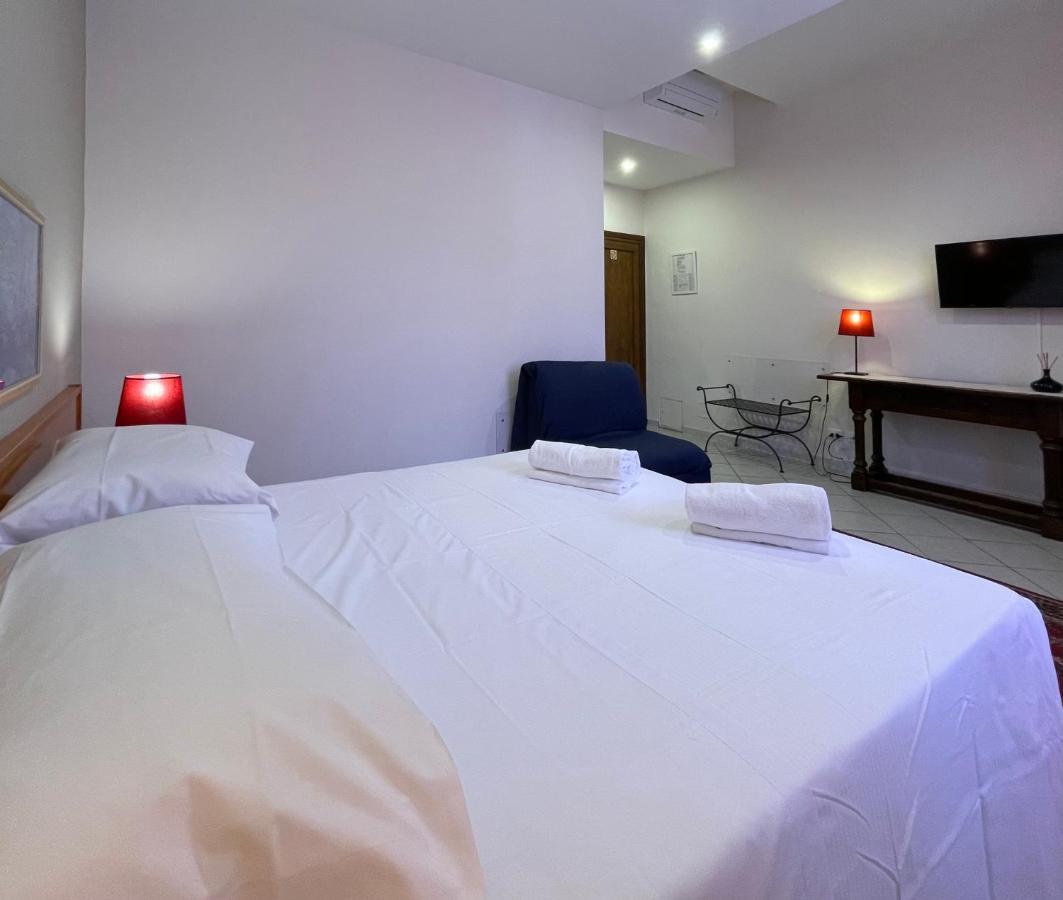 Hotel Leopolda Firenze Bagian luar foto