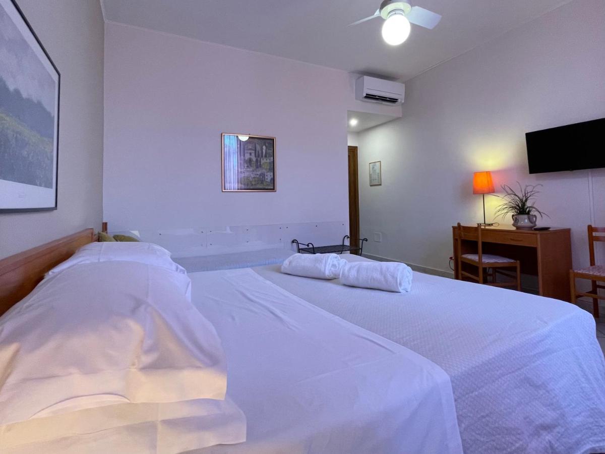 Hotel Leopolda Firenze Bagian luar foto