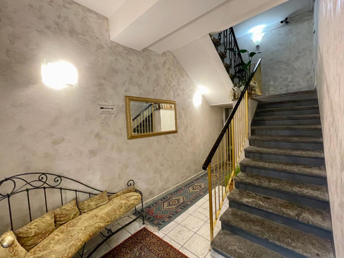 Hotel Leopolda Firenze Bagian luar foto
